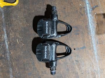 pedali look attacco delta