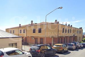 Attico/Mansarda Gubbio [ESTRISORGIMENTO56VRG]