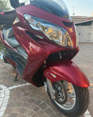 Suzuki burgman 400