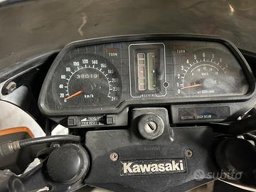 Kawasaki GP z 550