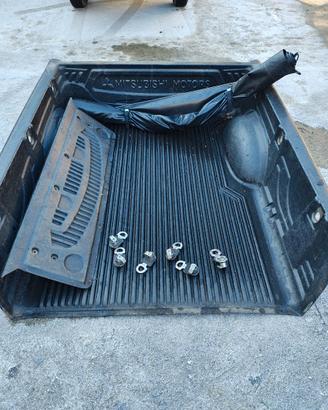 Vasca protettiva cassone Mitsubishi L200 Triton