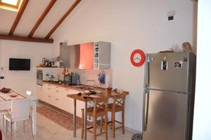 Motta S.A. - Mansardato arredato, 2 camere e livin