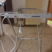 Stendibiancheria elettrico