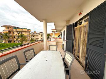 PORZIONE DI BIFAMILIARE A VOLLA