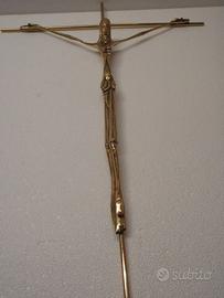 Crocifisso stilizzato in ottone