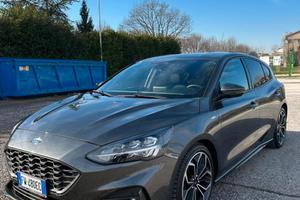 Focus 1.5 EcoBlue 120 CV aut. 5p. ST-Line Co-Pilot