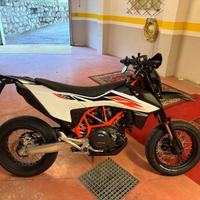 KTM SMC-R 690 - depo A2