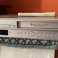 Videoregistratore VHS DVD MP3 funai