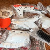 Plastiche ktm 2023 ORIGINALI NUOVE
