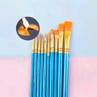 Set di 10 pennelli per pittura con setole morbide.