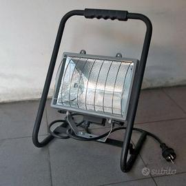 Faro alogeno portatile in stile industriale