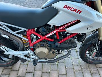 Ducati Hypermotard 1100S