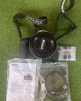 Nikon coolpix  P900