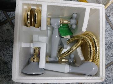 Rubinetto vasca miscelatore