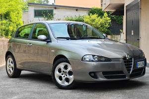 Alfa Romeo 147 1.6 BENZINA 105cv / 39.000km / Unip