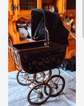 Passeggino vintage per bambole