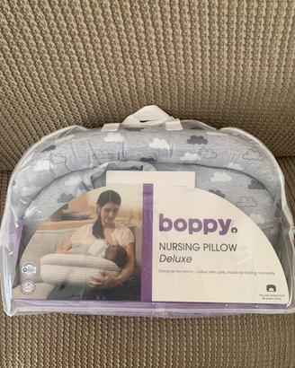 Cuscino allattamento Boppy Nursing Pillow Deluxe