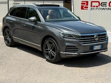 Volkswagen Touareg 3.0 V6 TDI SCR Advanced Tetto