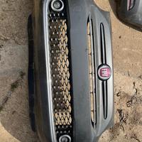 Frontale posteriore paraurti fari stop fiat 500