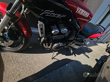Yamaha Fazer fzs600