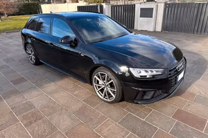 Audi A4 40 TDI S-Tronic Quattro S-Line Est-Int