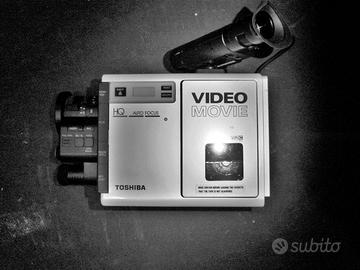 Telecamera VHS-C TOSHIBA