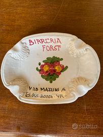 Posacenere souvenir da collezione in ceramica