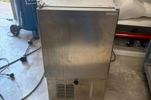 Macchina del ghiaccio Ice Maker Vitrifrigo IM CLP