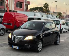 Lancia Ypsilon 1.2 69 CV 5 porte GPL Ecochic Plati