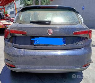 RICAMBI USATI AUTO FIAT Tipo (356) 4 Porte Berlina