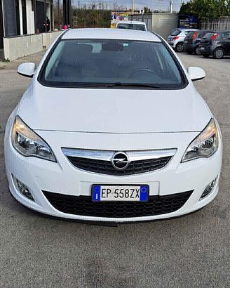 Opel Astra 1.7 CDTI 125CV 5 Porte Cosmo