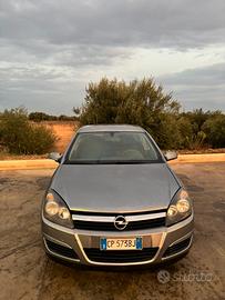 Opel astra 2005