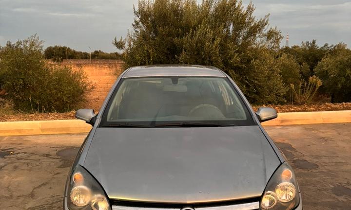 Opel astra 2005