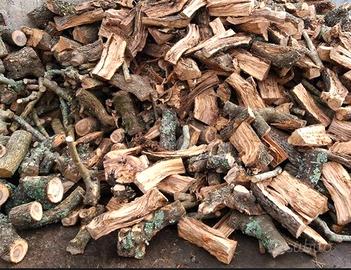 Legna di ulivo da ardere a domicilio - Ragusa