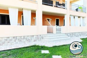 Appartamento fronte centro commerciale il Tirreno