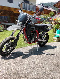 SWM 125r