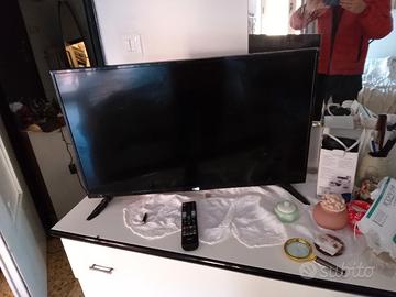 televisore 32 pollici 