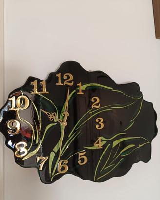 Orologio da parete in resina con foglie dorate