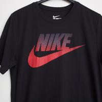 T-shirt Nike