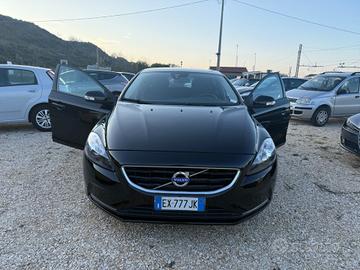 Volvo V40 D2 1.6 DIESEL 15.000 KM MOTORE NUOVO