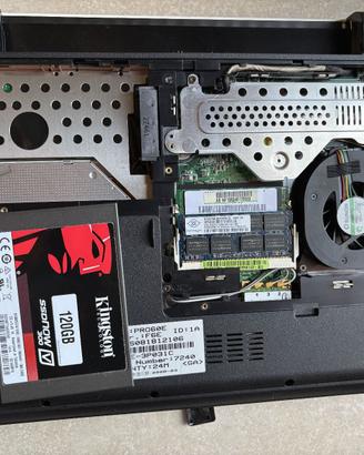 Notebook ASUS PRO60E (schermo e tastiera rotti)