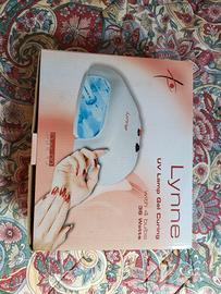 Lampada uv Lynne per unghie con kit smalti gel