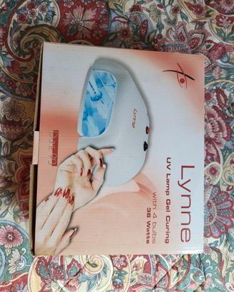 Lampada uv Lynne per unghie con kit smalti gel