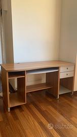 Scrivania 146.5x65xh73