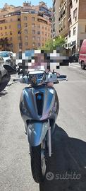 Scooter Piaggio Medley 125 