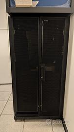 Rack Cabinet APC NetShelter SX 24U (pari al nuovo)