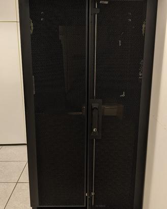 Rack Cabinet APC NetShelter SX 24U (pari al nuovo)