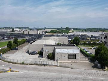 CAPANNONE A PORTO MANTOVANO