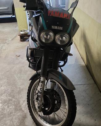 Yamaha XTZ 750 Super Tenere'
