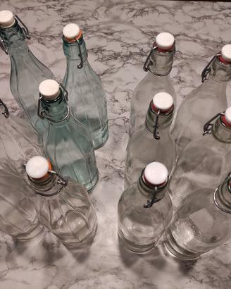 Bottiglie per acqua e portabottiglie 